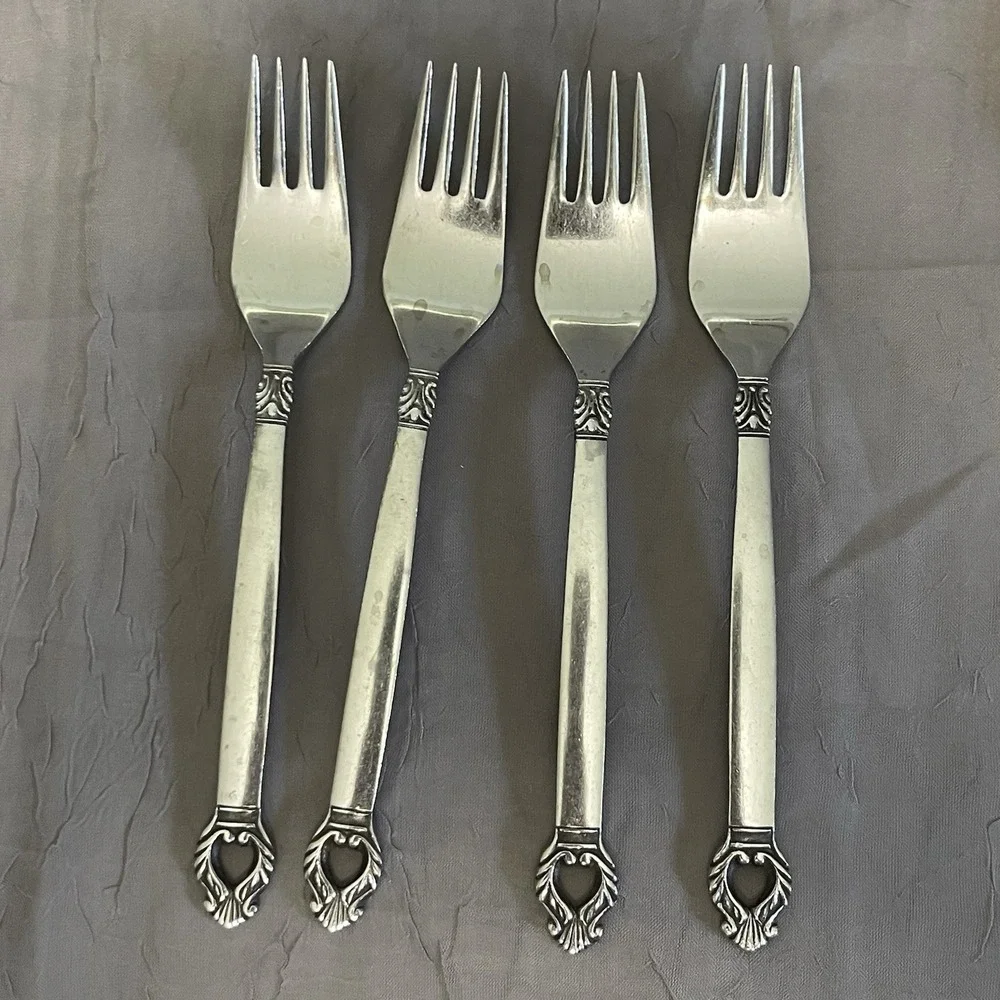 Vintage Erika 1883 F.B. ROGERS JAPAN Stainless ~ Set of 20 Service For 4 Antique